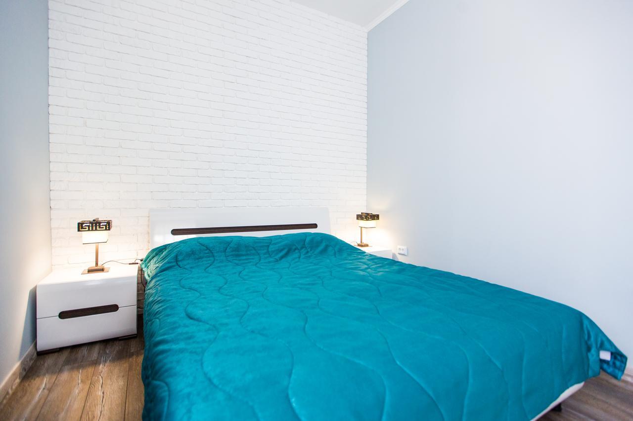 1 Bedroom Apartment Near Elizabeth'S The Cathedral Lvov Exteriér fotografie