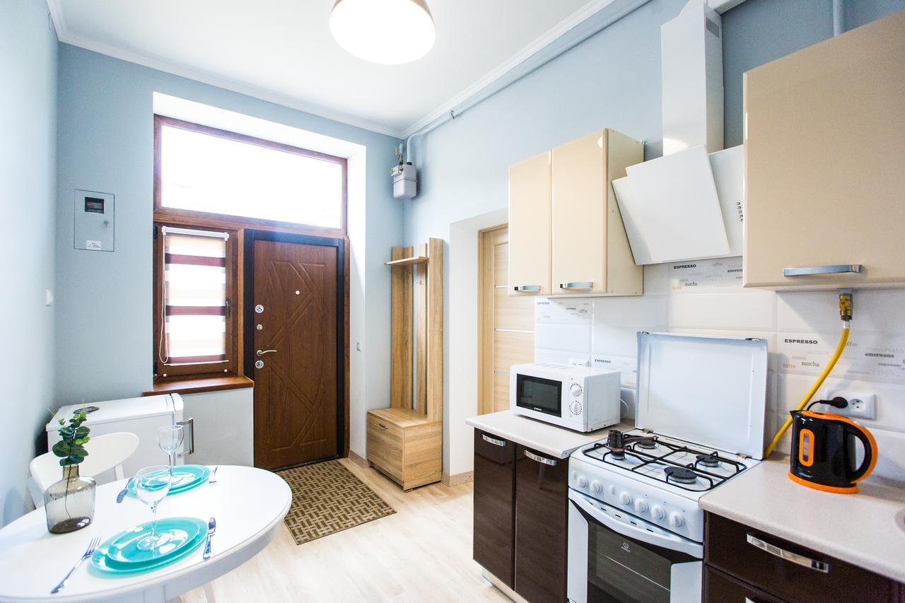 1 Bedroom Apartment Near Elizabeth'S The Cathedral Lvov Exteriér fotografie